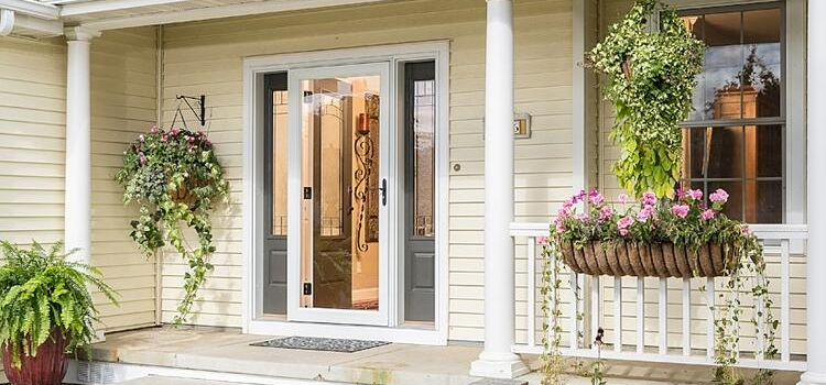screen door installation in Azusa